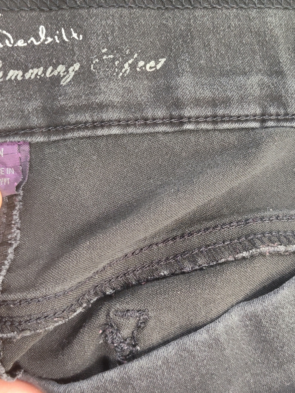 Gloria Vanderbilt Black Avery Summer Shorts A Little Faded But Good Shape - Picture 3 of 7
